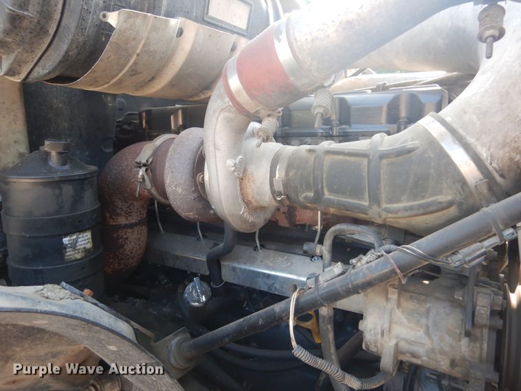 image for item JI9432 2003 Mack CV713  dump truck