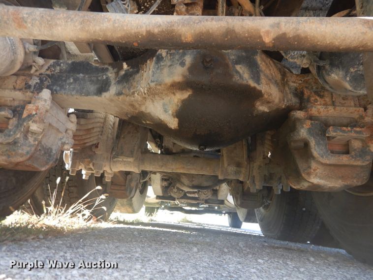 image for item JI9432 2003 Mack CV713  dump truck