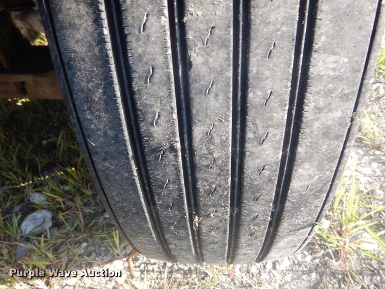 image for item JI9432 2003 Mack CV713  dump truck