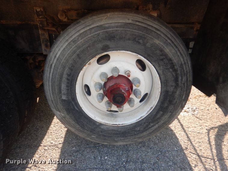 image for item JI9432 2003 Mack CV713  dump truck