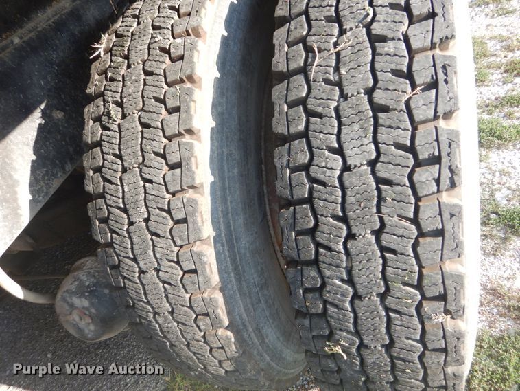 image for item JI9432 2003 Mack CV713  dump truck