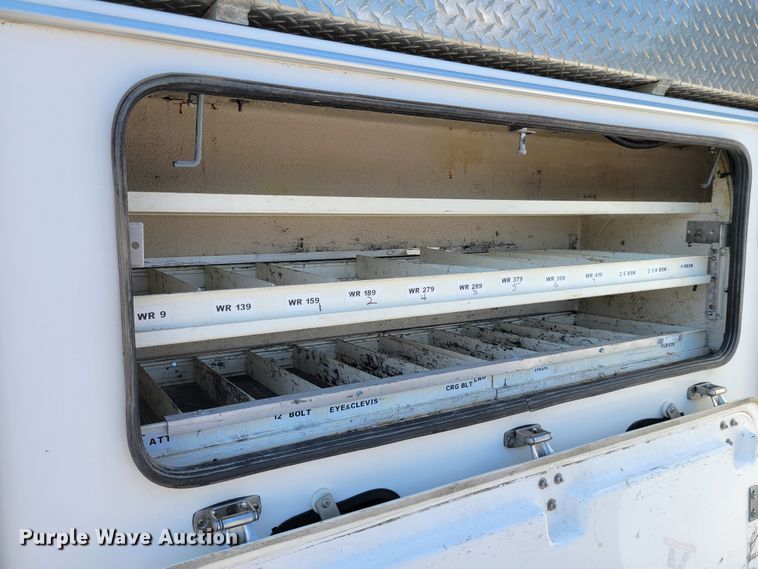 image for item JI9443 2011 Ford F750 Super Duty XLT  bucket truck