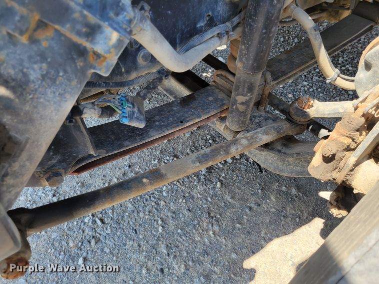 image for item JI9443 2011 Ford F750 Super Duty XLT  bucket truck