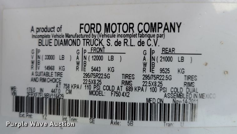 image for item JI9443 2011 Ford F750 Super Duty XLT  bucket truck