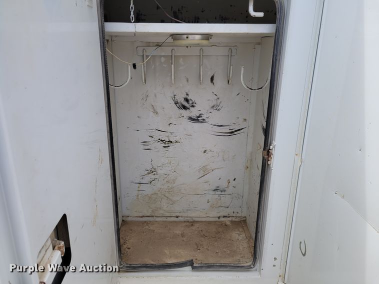 image for item JI9444 2001 Freightliner FL70  bucket truck