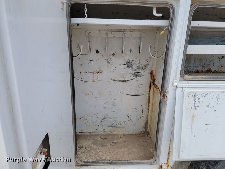 image for item JI9444 2001 Freightliner FL70  bucket truck