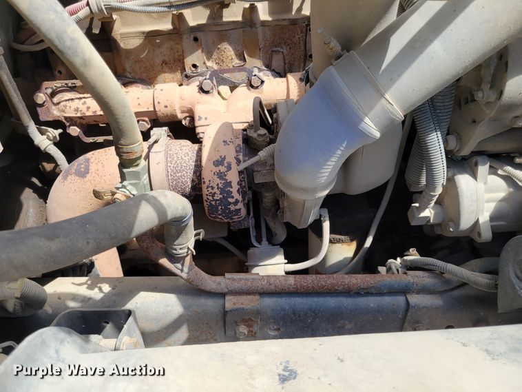 image for item JI9444 2001 Freightliner FL70  bucket truck