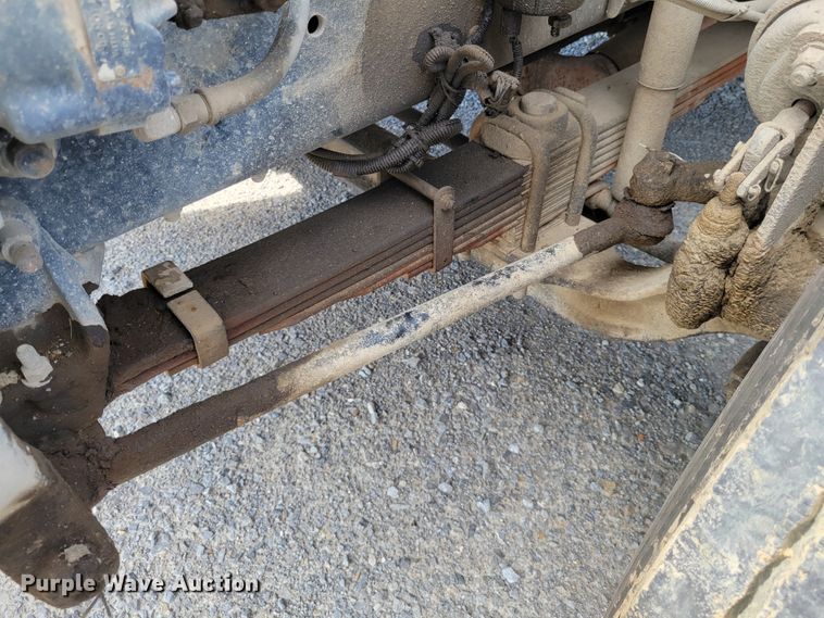 image for item JI9444 2001 Freightliner FL70  bucket truck