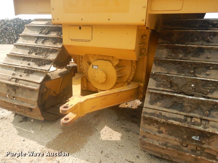image for item JI9496 2004 Caterpillar D6R LGP Series II  dozer