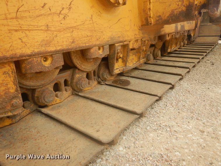 image for item JI9496 2004 Caterpillar D6R LGP Series II  dozer