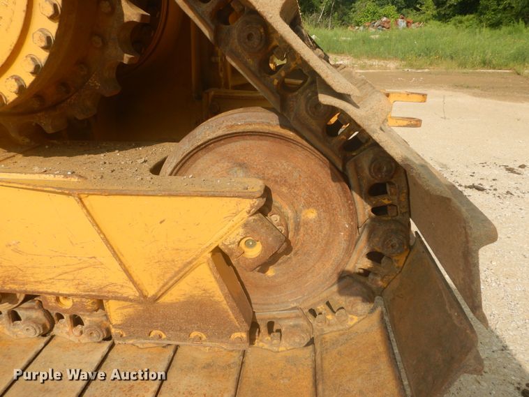 image for item JI9496 2004 Caterpillar D6R LGP Series II  dozer