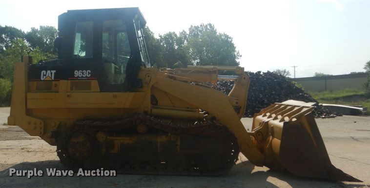 image for item JI9497 2002 Caterpillar 963C  track loader