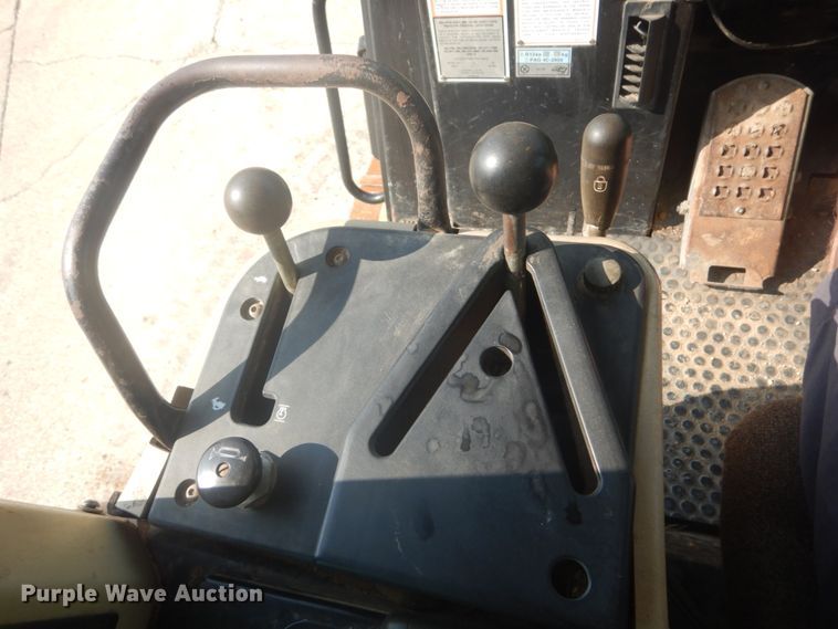 image for item JI9497 2002 Caterpillar 963C  track loader