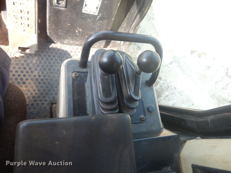 image for item JI9497 2002 Caterpillar 963C  track loader