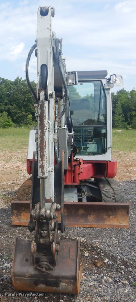 image for item JI9501 2012 Takeuchi TB138FR  mini excavator