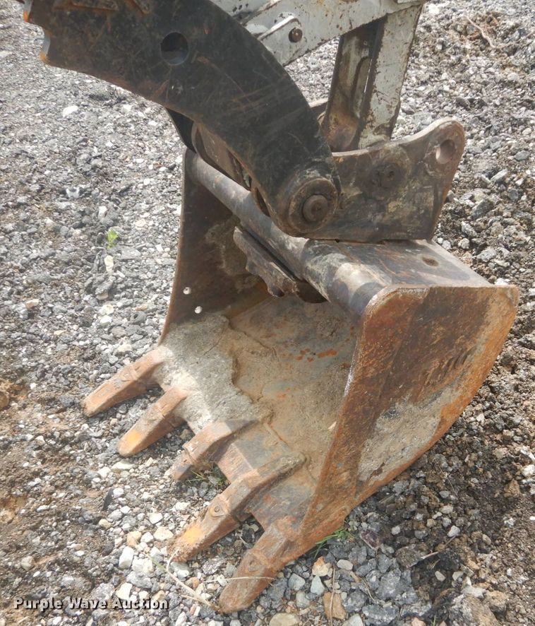 image for item JI9501 2012 Takeuchi TB138FR  mini excavator