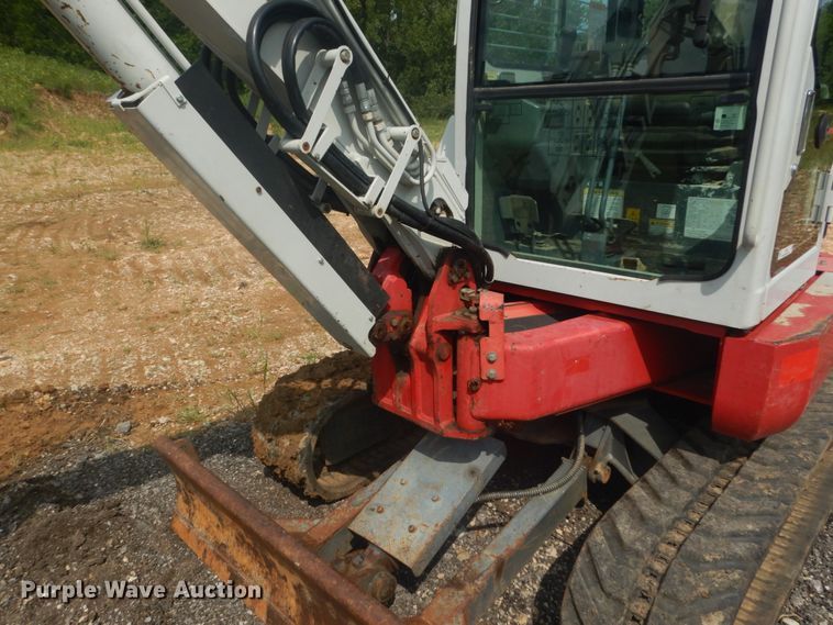 image for item JI9501 2012 Takeuchi TB138FR  mini excavator