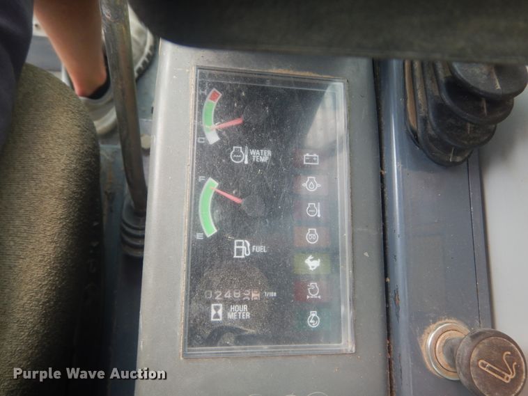 image for item JI9501 2012 Takeuchi TB138FR  mini excavator