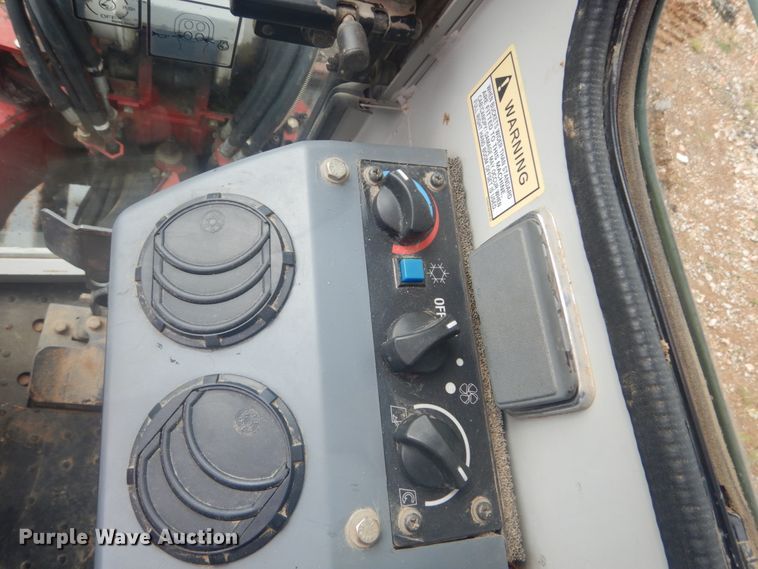 image for item JI9501 2012 Takeuchi TB138FR  mini excavator