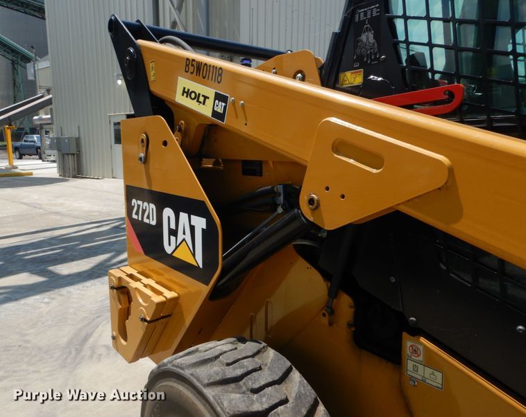 image for item JI9551 2015 Caterpillar 272D  skid steer loader