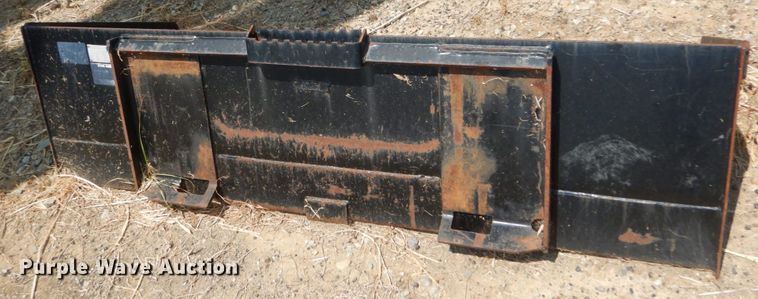 image for item JI9551 2015 Caterpillar 272D  skid steer loader