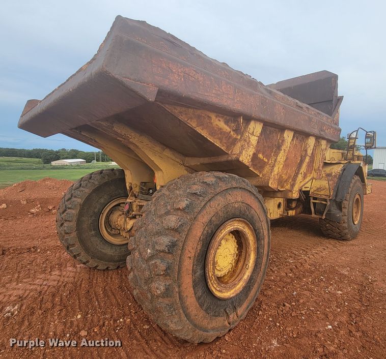 image for item KD9434 1988 Caterpillar D25C  haul truck