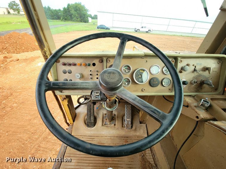 image for item KD9434 1988 Caterpillar D25C  haul truck