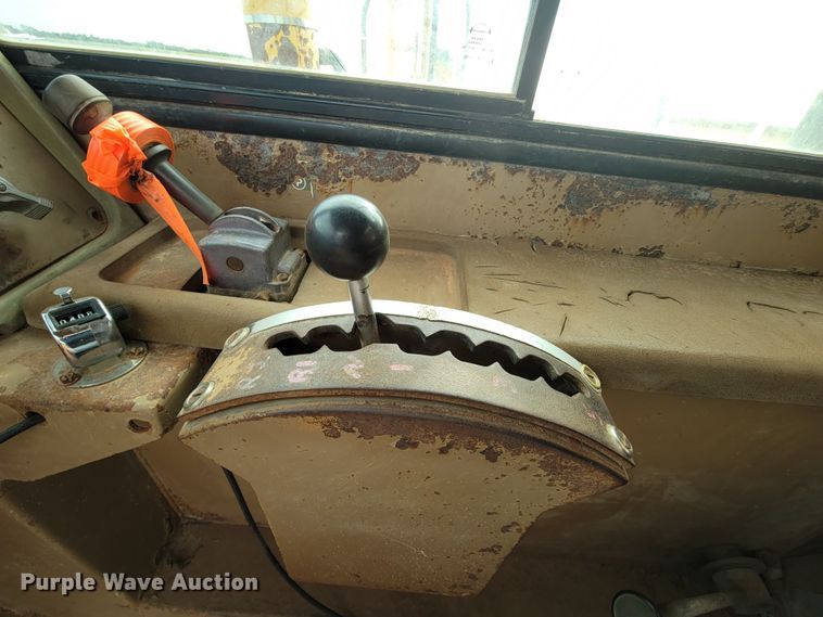 image for item KD9434 1988 Caterpillar D25C  haul truck