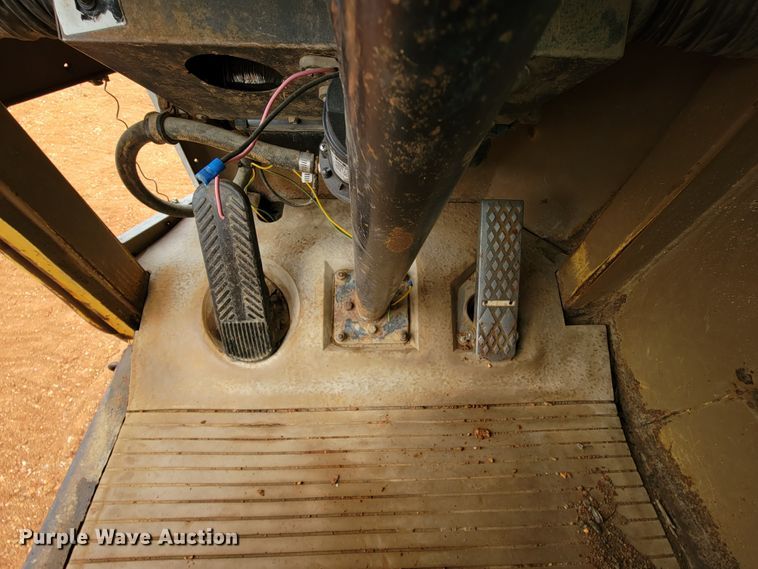 image for item KD9434 1988 Caterpillar D25C  haul truck