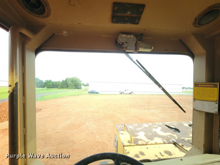 image for item KD9434 1988 Caterpillar D25C  haul truck