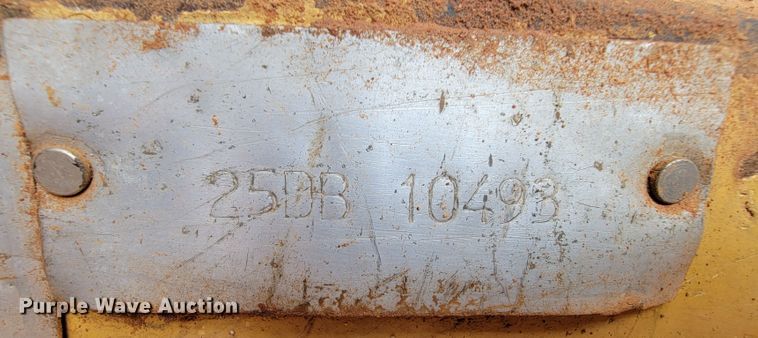 image for item KD9434 1988 Caterpillar D25C  haul truck