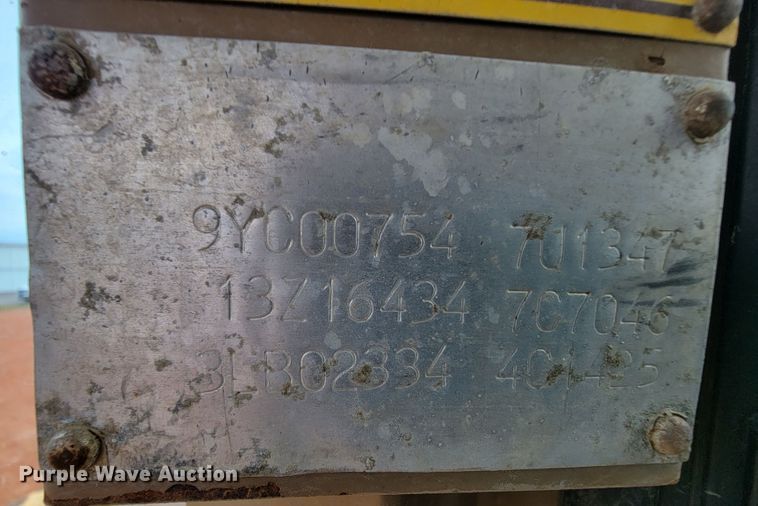 image for item KD9434 1988 Caterpillar D25C  haul truck