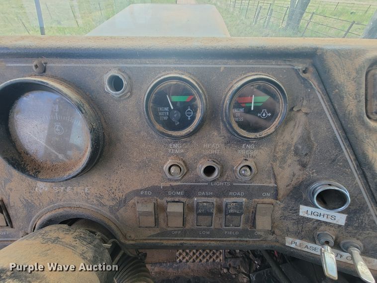 image for item KD9438 1980 Steiger Panther III PTA325  4WD tractor