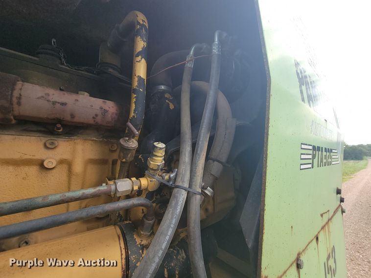 image for item KD9438 1980 Steiger Panther III PTA325  4WD tractor