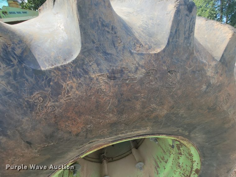 image for item KD9438 1980 Steiger Panther III PTA325  4WD tractor