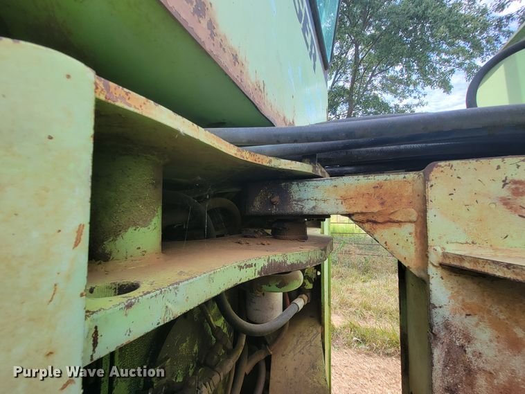 image for item KD9438 1980 Steiger Panther III PTA325  4WD tractor