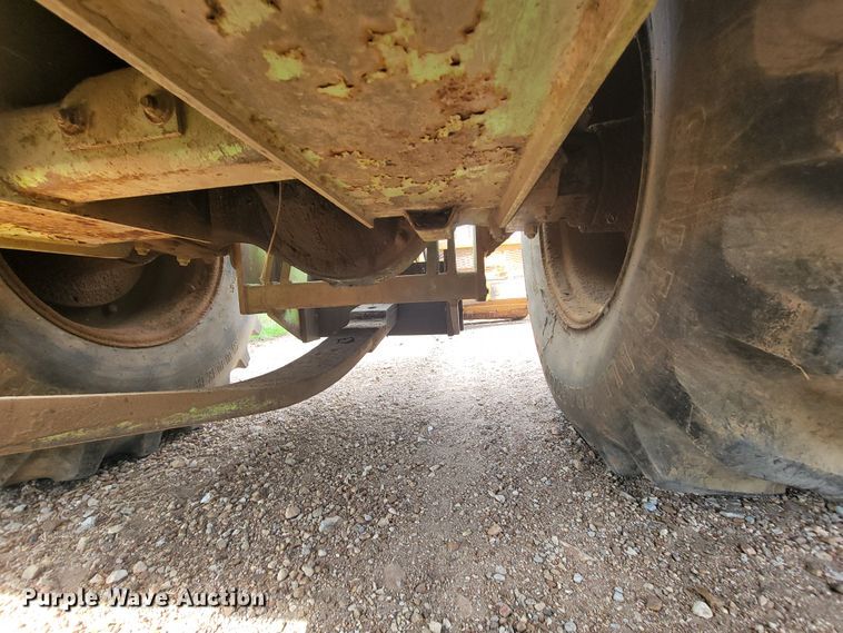 image for item KD9438 1980 Steiger Panther III PTA325  4WD tractor