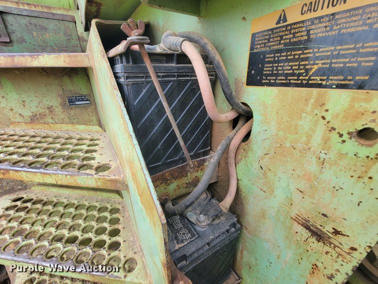 image for item KD9438 1980 Steiger Panther III PTA325  4WD tractor