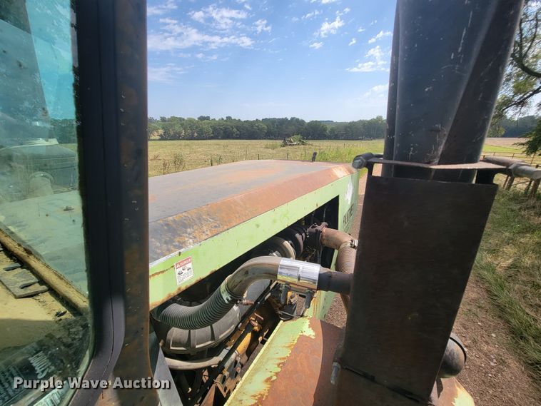 image for item KD9438 1980 Steiger Panther III PTA325  4WD tractor