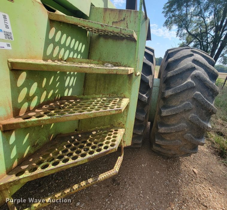 image for item KD9438 1980 Steiger Panther III PTA325  4WD tractor