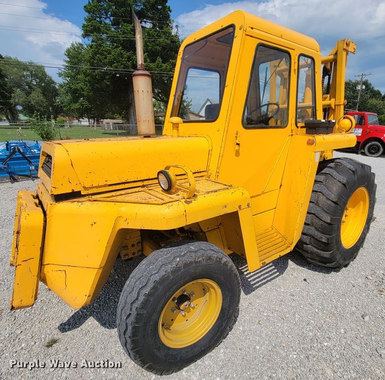 image for item KD9457 1977 Massey Ferguson MF4500  forklift