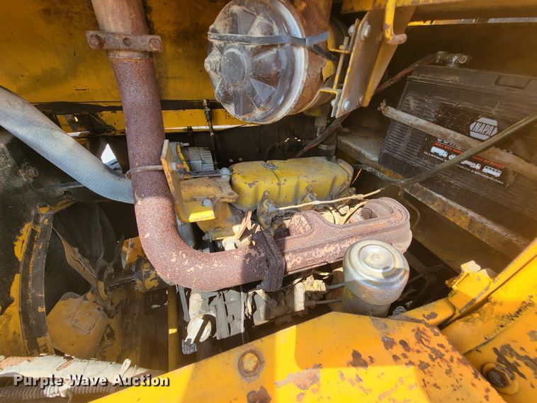 image for item KD9457 1977 Massey Ferguson MF4500  forklift