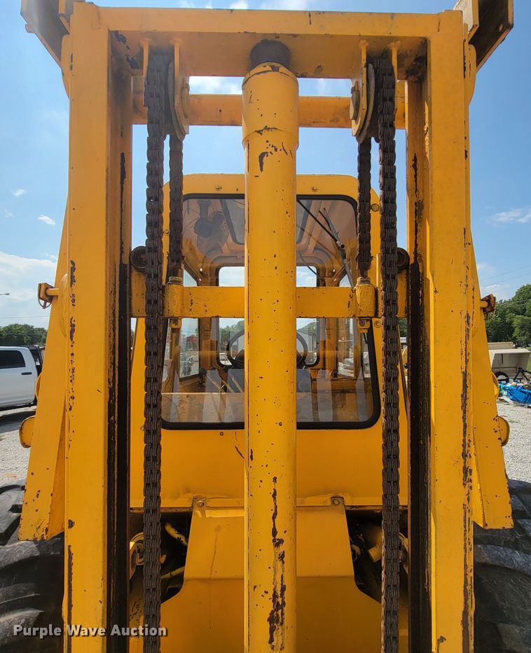 image for item KD9457 1977 Massey Ferguson MF4500  forklift