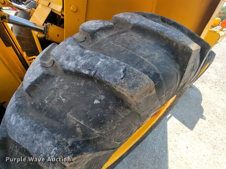 image for item KD9457 1977 Massey Ferguson MF4500  forklift