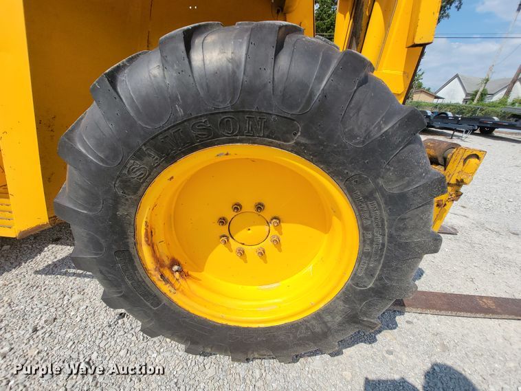 image for item KD9457 1977 Massey Ferguson MF4500  forklift