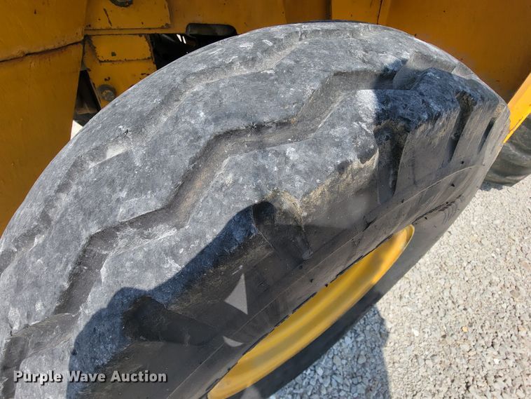 image for item KD9457 1977 Massey Ferguson MF4500  forklift