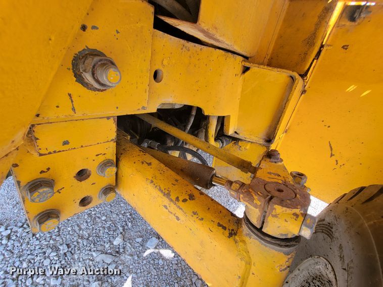 image for item KD9457 1977 Massey Ferguson MF4500  forklift