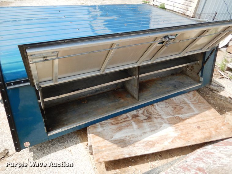 image for item KI9664 CTC  pickup truck topper