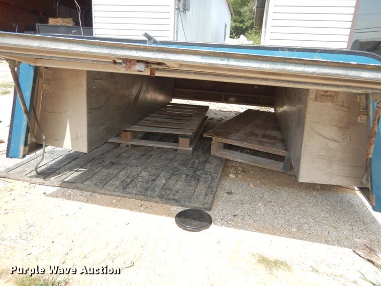 image for item KI9664 CTC  pickup truck topper