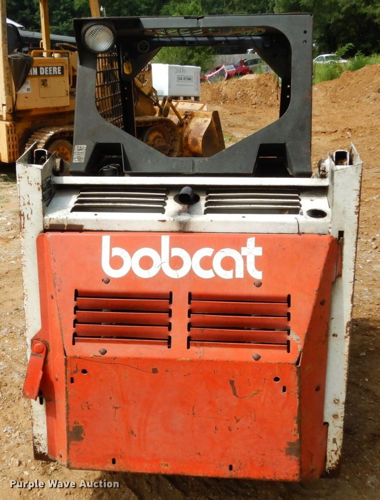 image for item KI9665 1979 Bobcat 530  skid steer loader